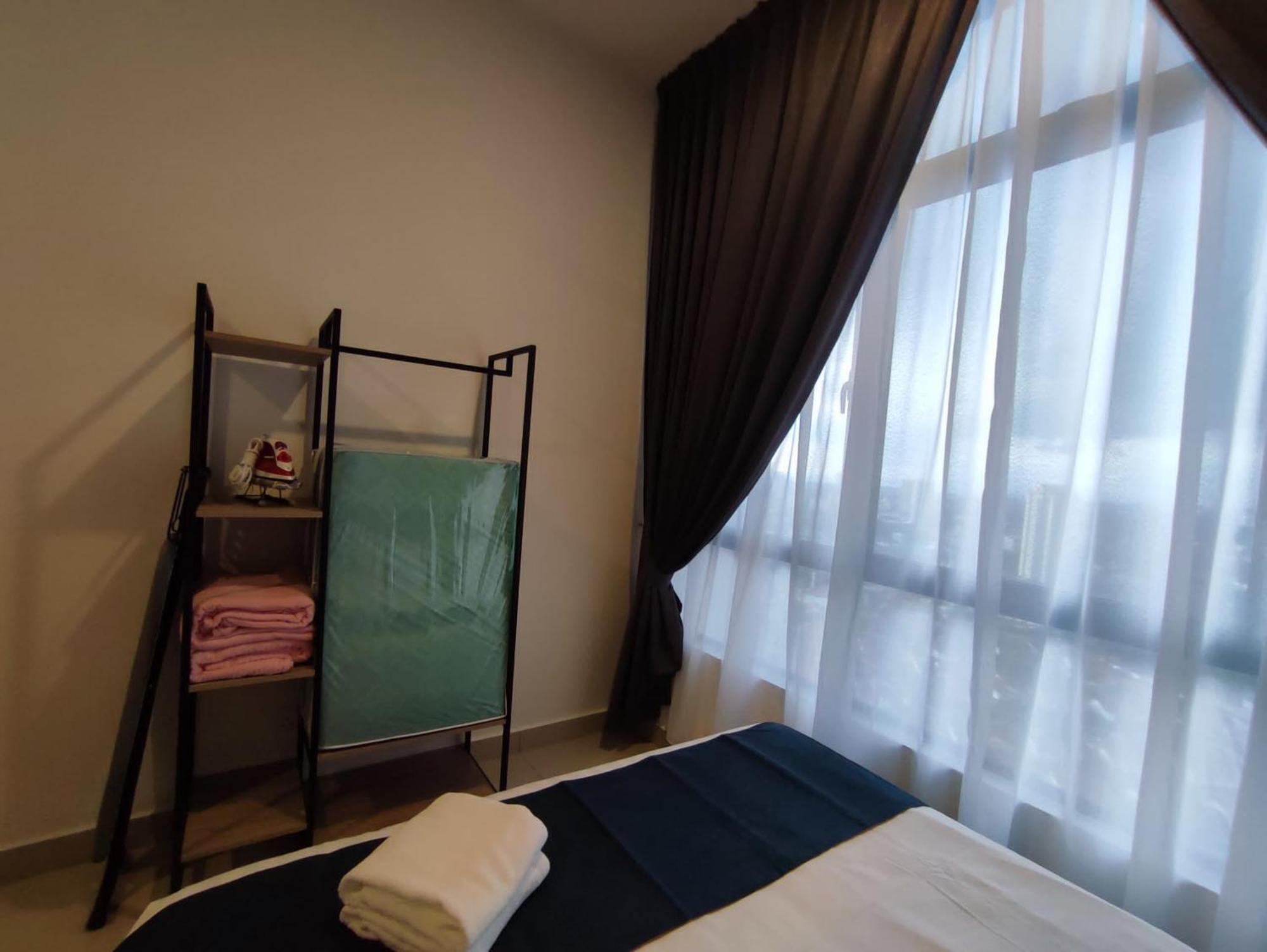 Twin Tower Johor Bahru By Glex Apartment ภายนอก รูปภาพ
