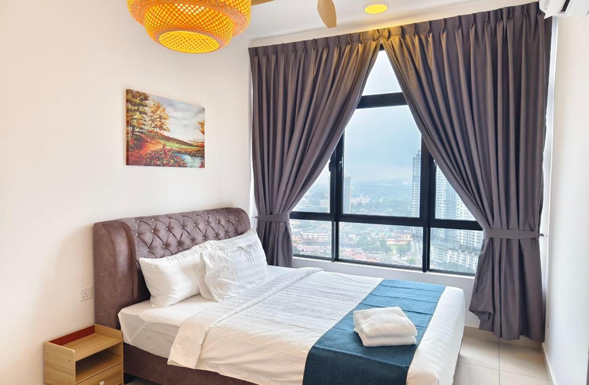 Twin Tower Johor Bahru By Glex Apartment ภายนอก รูปภาพ